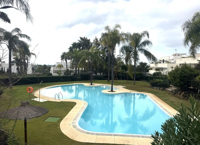 Apartamento Planta Baja en Nueva Andalucía - 2