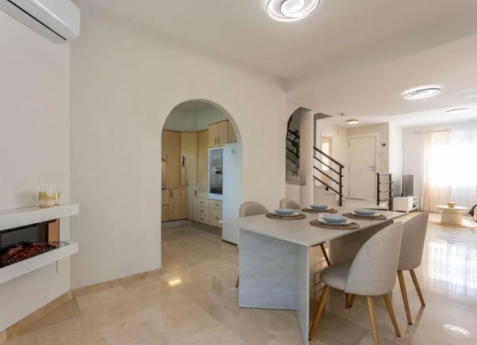Villa Semi Detached in Marbella - 9