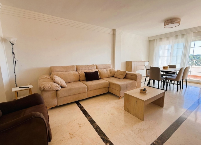 Apartamento Planta Media en Río Real - 3
