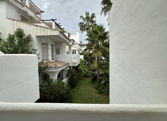 Apartamento Planta Media en Puerto Banús - 2