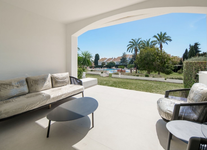 Apartamento Planta Baja en Nueva Andalucía - 2