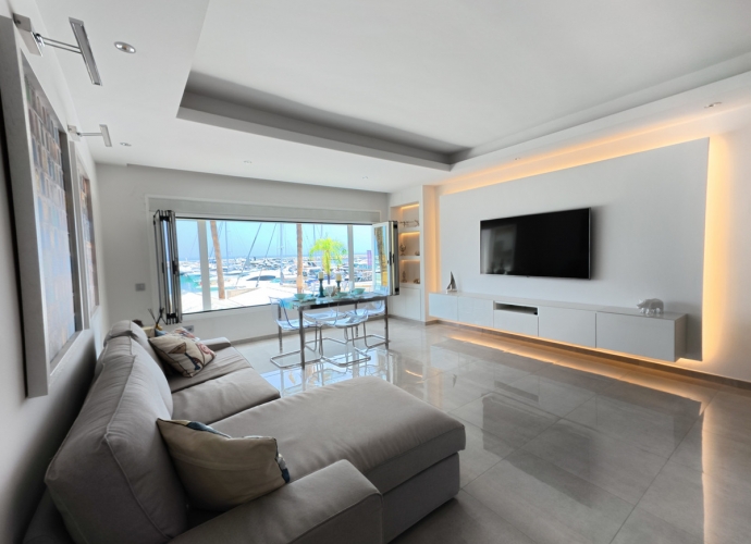 Apartamento Planta Media en Puerto Banús - 2