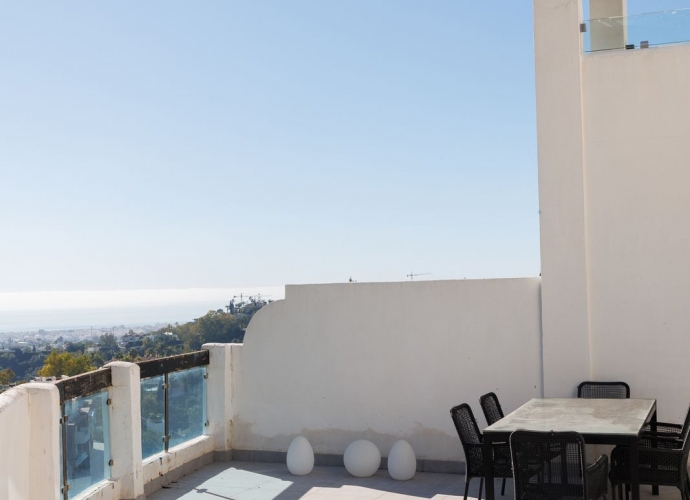 Apartamento Planta Media en Benahavís - 1