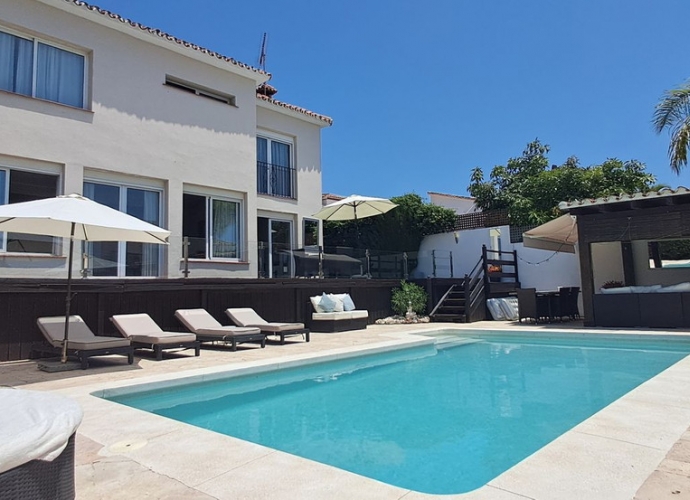 Villa Independiente en Marbella - 1