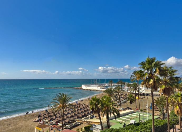 Apartamento Planta Media en Marbella - 1