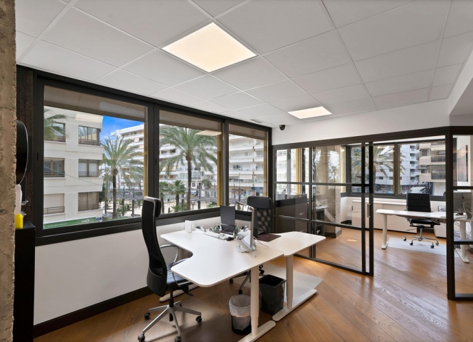 Commercial Office en Marbella - 9