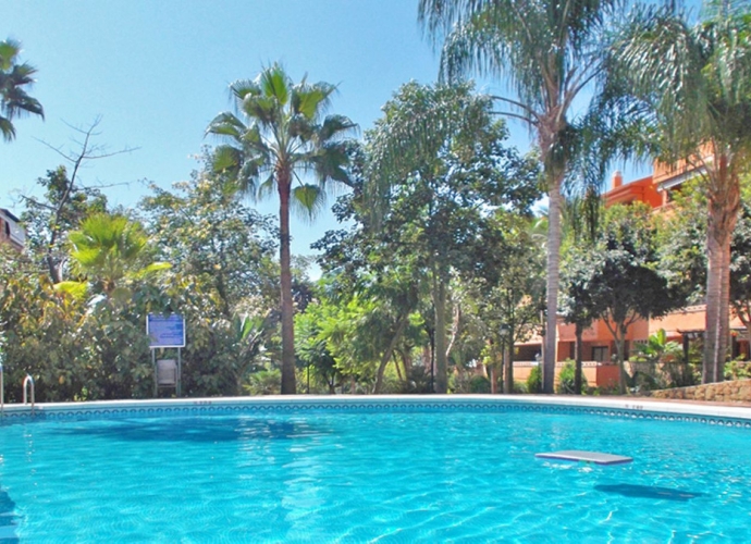 Apartamento Planta Media en The Golden Mile - 3