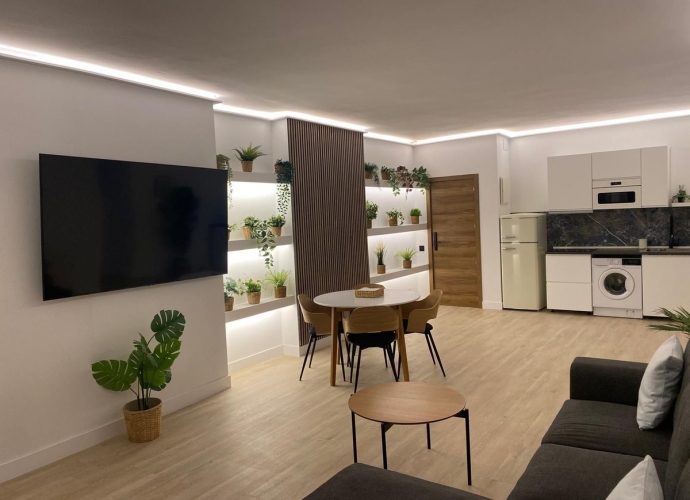 Apartamento Planta Media en Puerto Banús - 1