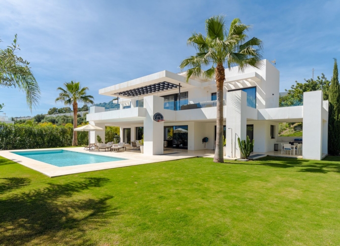 Villa Independiente en Nueva Andalucía - 3