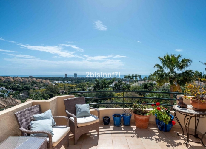 Apartment Penthouse Duplex en Elviria - 1