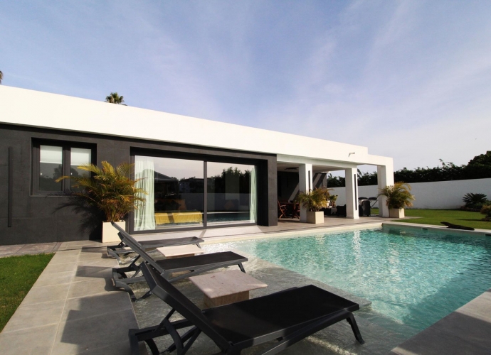 Villa Independiente en San Pedro de Alcántara - 1