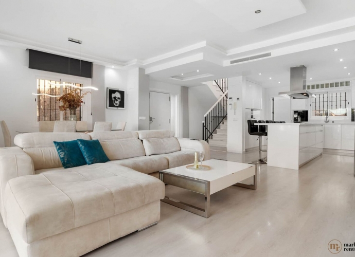 Villa Semi Detached in Marbella - 5