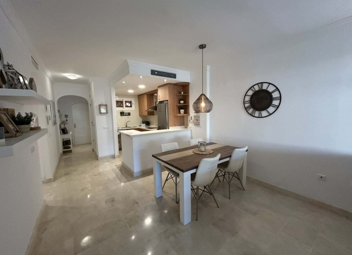 Apartamento Planta Media en Elviria - 3