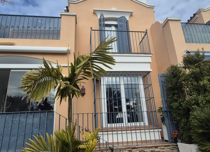 Townhouse Terraced in Marbella - 1