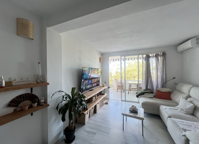 Apartment Middle Floor in Marbella - 2