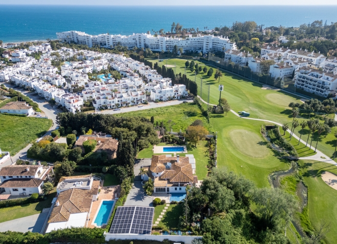 Villa Independiente en San Pedro de Alcántara - 3