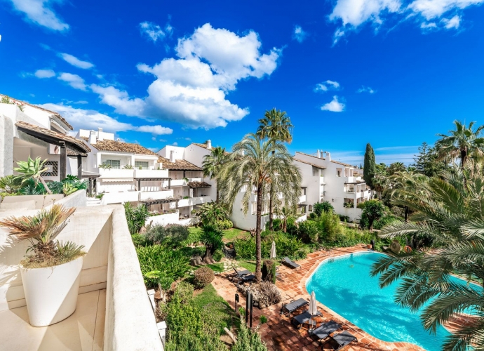 Apartamento Planta Media en The Golden Mile - 2