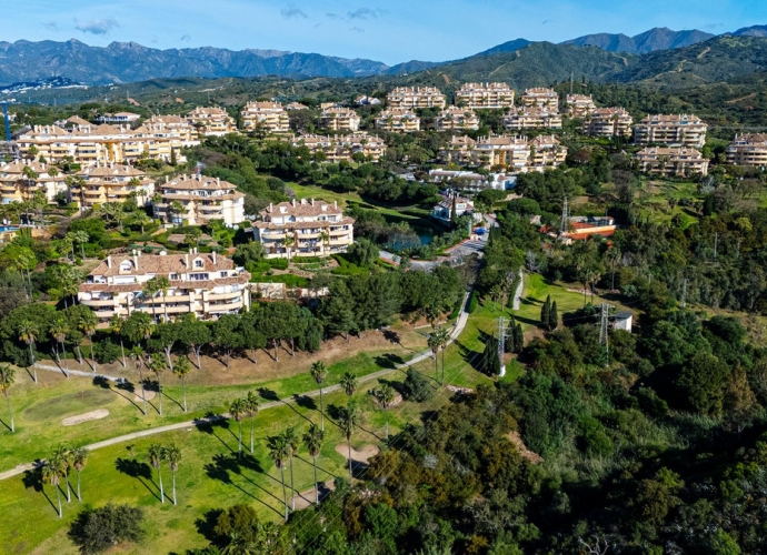 Apartamento Planta Media en Elviria - 1