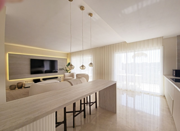 Apartment Middle Floor in Benahavís - 8