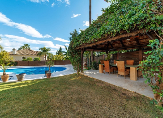 Villa Detached in Marbella - 2