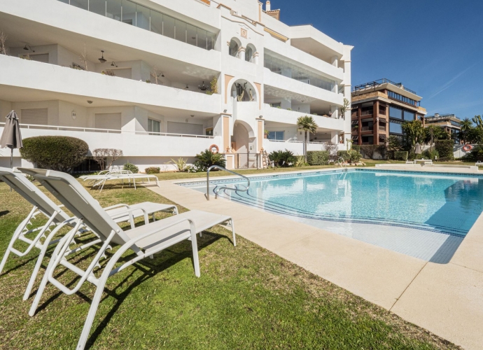 Apartment Ground Floor in Puerto Banús - 1