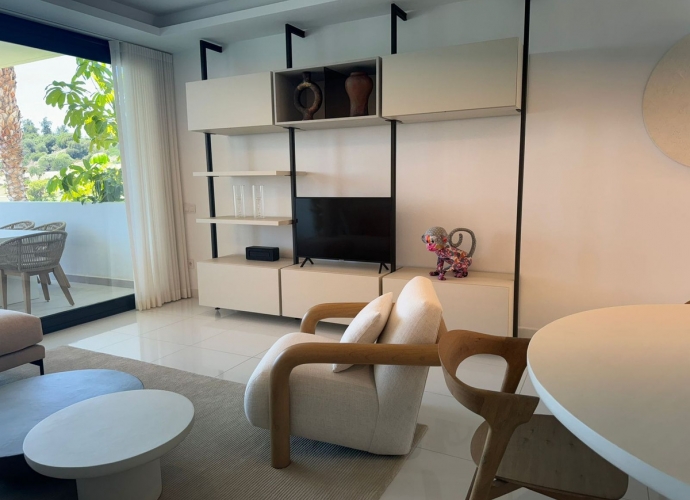 Apartment Middle Floor in Benahavís - 9