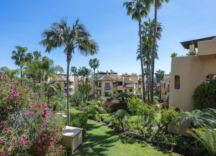 Apartment Middle Floor in Marbella - 3
