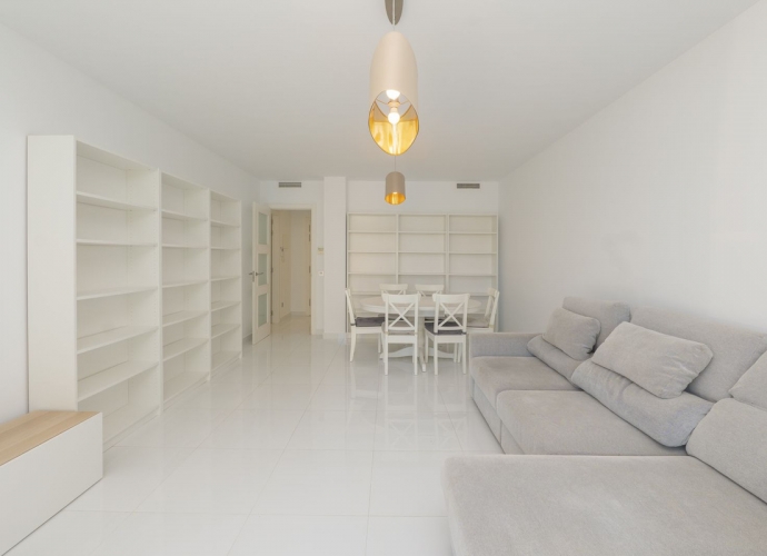 Apartment Middle Floor in Marbella - 4