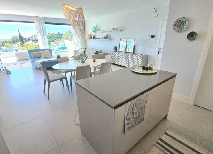 Apartment Middle Floor in Benahavís - 7