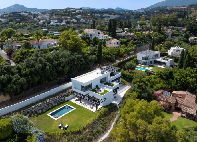 Villa Detached in Benahavís - 1