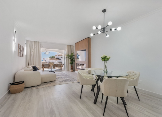 Apartment Middle Floor in Benahavís - 4