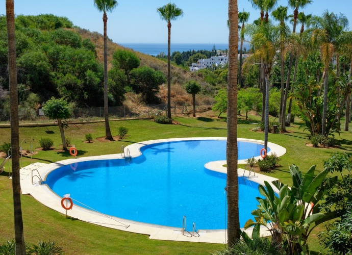 Apartamento Planta Media en The Golden Mile - 1
