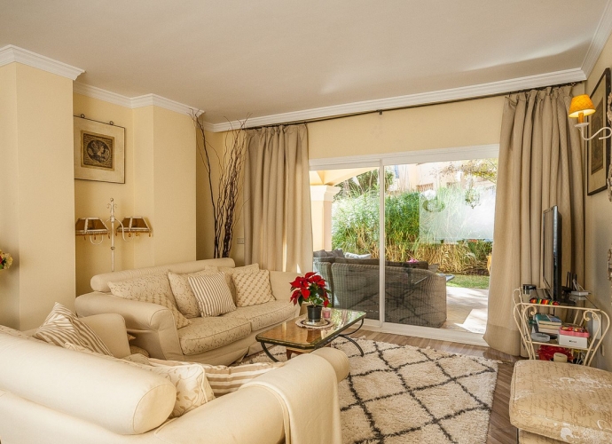 Apartment Ground Floor in Elviria - 2