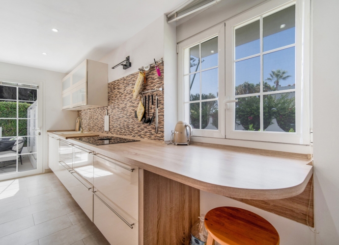 Townhouse Terraced in The Golden Mile - 5