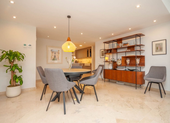 Apartment Middle Floor in Elviria - 3
