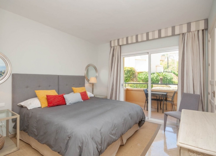 Apartment Middle Floor in Elviria - 9