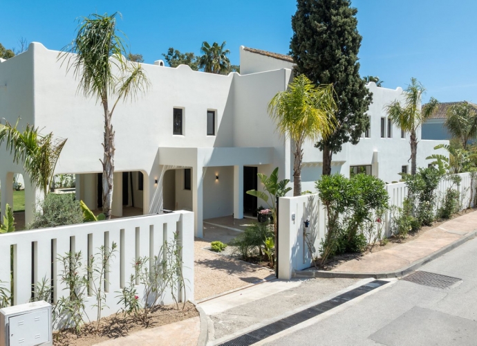 Villa Independiente en Guadalmina Baja - 2