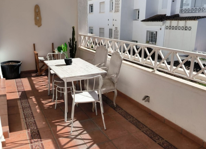 Appartement milieu d’Etage situé à Río Real - 3