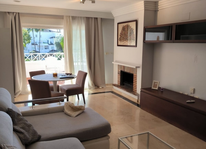 Appartement milieu d’Etage situé à Río Real - 4