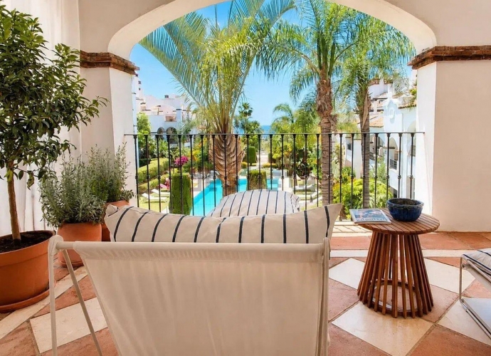 Apartamento Planta Baja en Nagüeles - 1