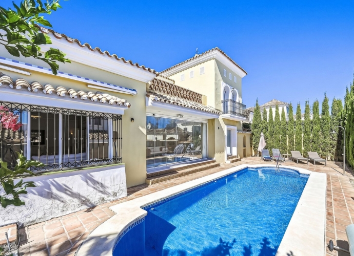 Villa Independiente en Bahía de Marbella - 4