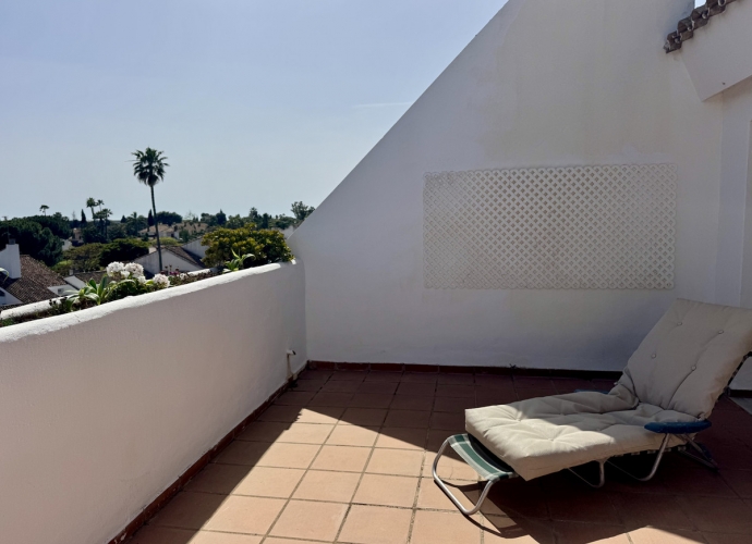 Apartment Penthouse Duplex in Guadalmina Baja - 4