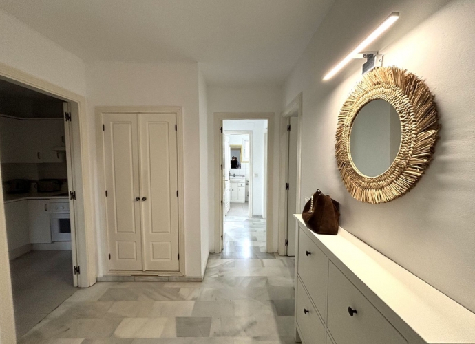 Apartment Penthouse in Guadalmina Baja - 3