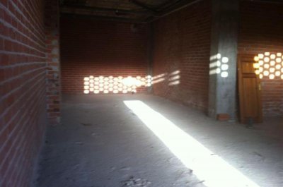 Commercial Shop
