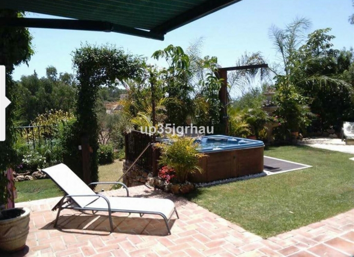 Apartamento Planta Baja en Estepona - 8
