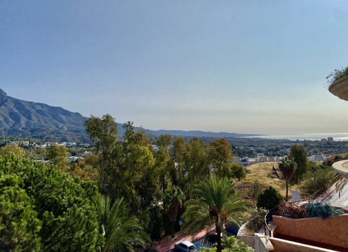 Apartment Middle Floor in Nueva Andalucía Magna Marbella  - 8