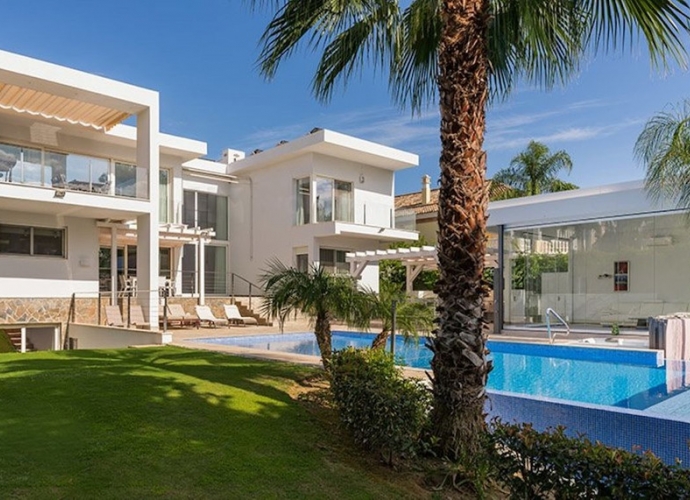 Villa Independiente en Nueva Andalucía Villas en Nueva Andalucia  - 2