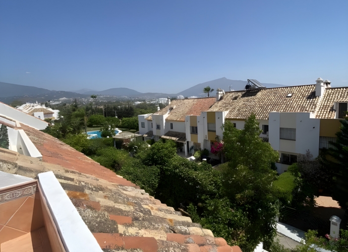 Townhouse Terraced in Estepona - 1