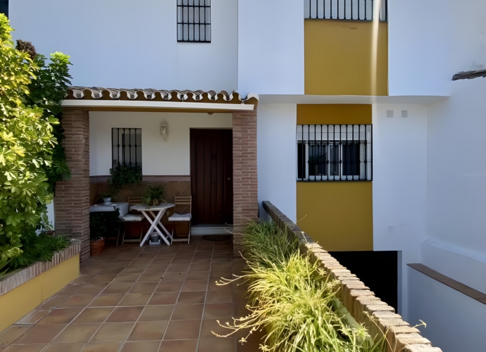 Townhouse Terraced in Estepona - 2