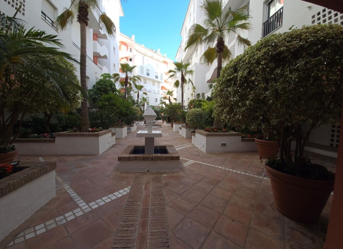 Apartamento Planta Media en Marbella - 2